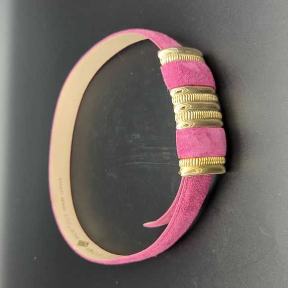 Vintage 80's pink suede leather belt with golf time buckle made in Taiwan - Picture 1 of 5